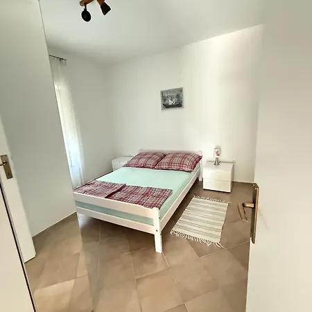 Apartmán 150 Meters From The - By Ta Leut Agency Vir