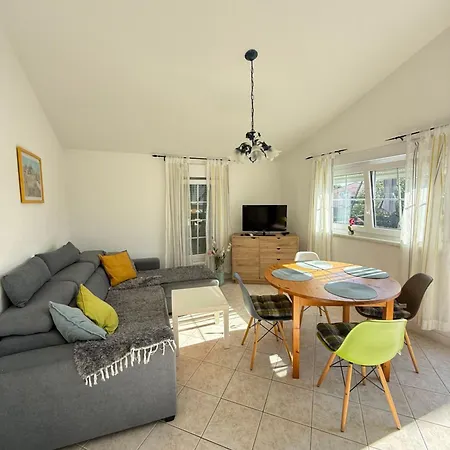 150 Meters From The - By Ta Leut Agency Appartamento Vir